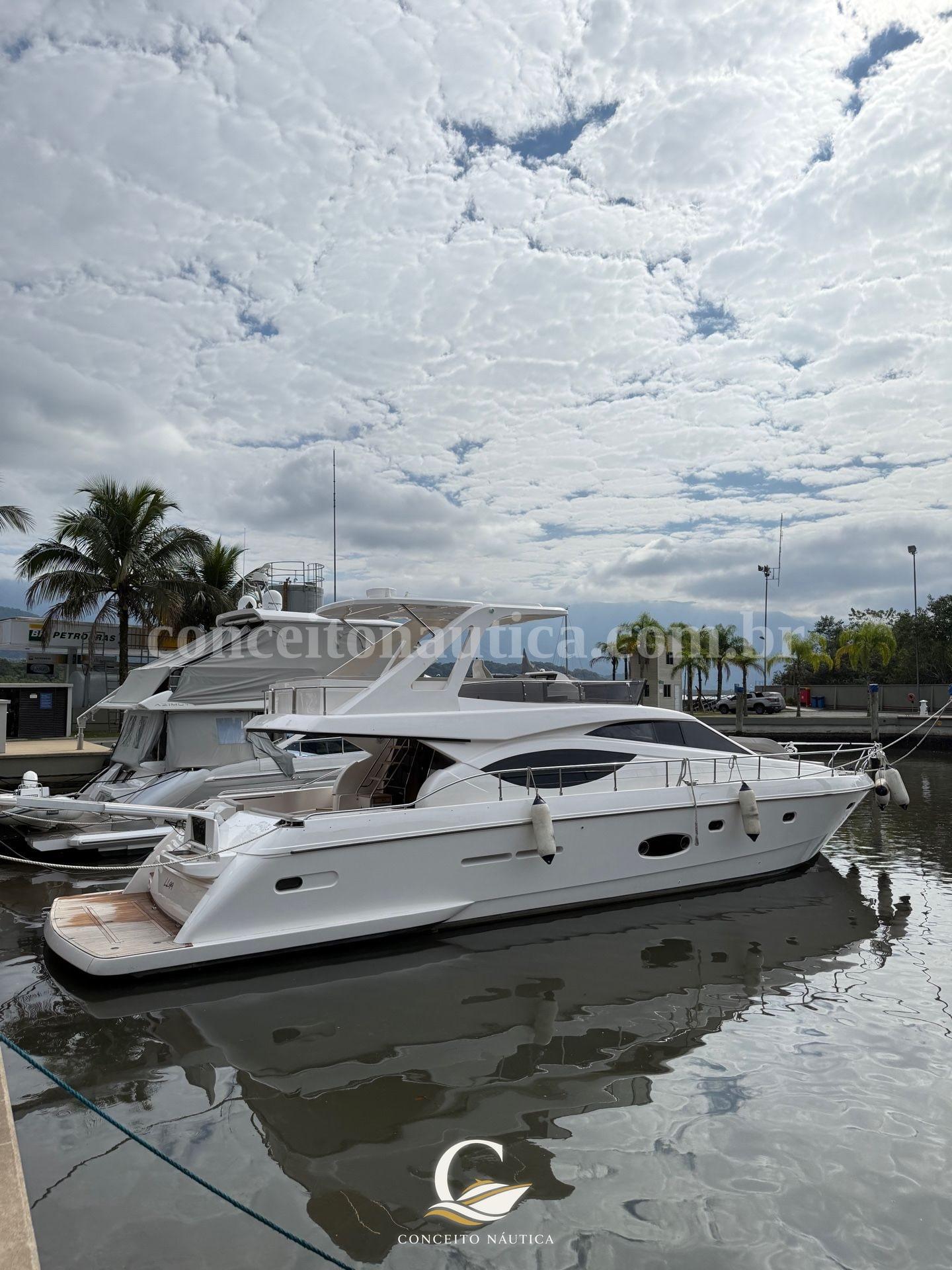 FERRETTI 60 · 60 pés